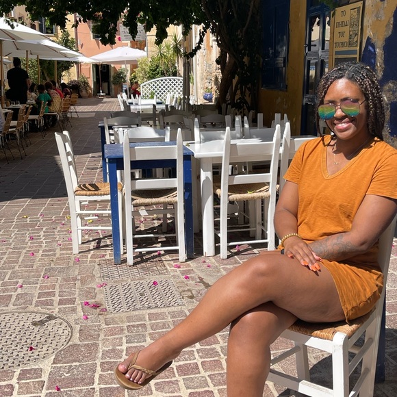 Meet your Posher, Khristian - Picture 3 of 8